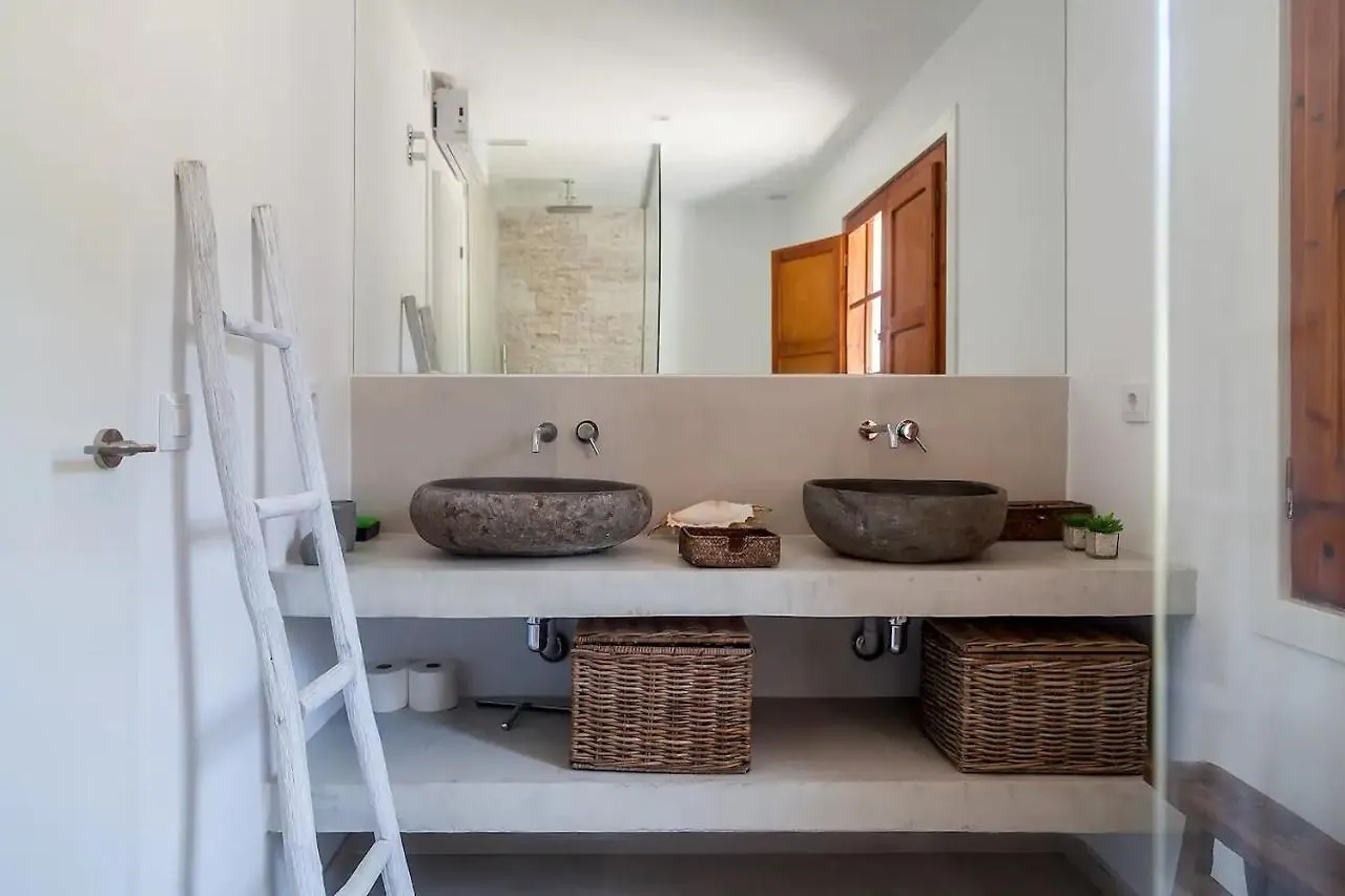 Villa Sitges Colonial. Impressive Views Of The Sea. High Design. Renovated. 0*,  西班牙