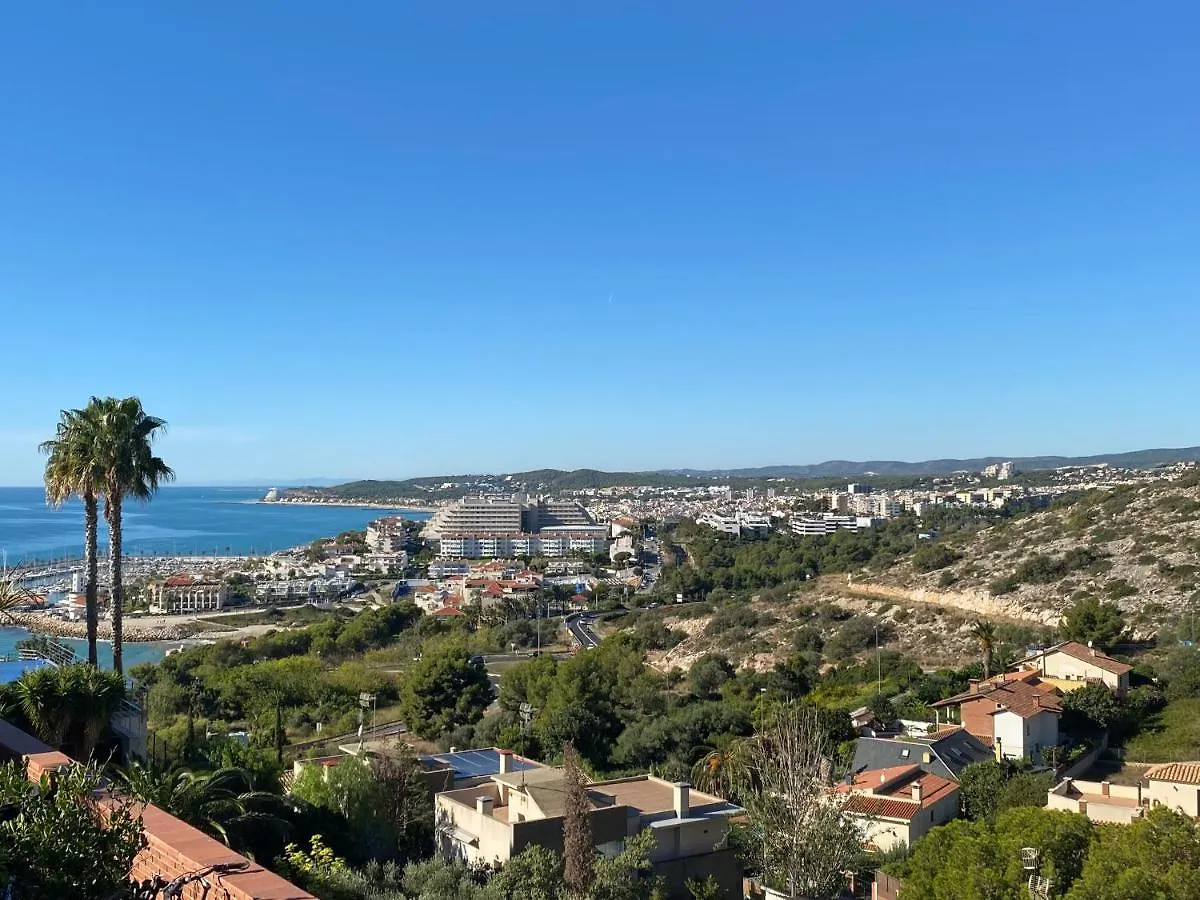 Villa Sitges Colonial. Impressive Views Of The Sea. High Design. Renovated.