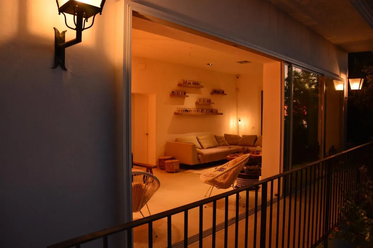 Villa Sitges Colonial. Impressive Views Of The Sea. High Design. Renovated.